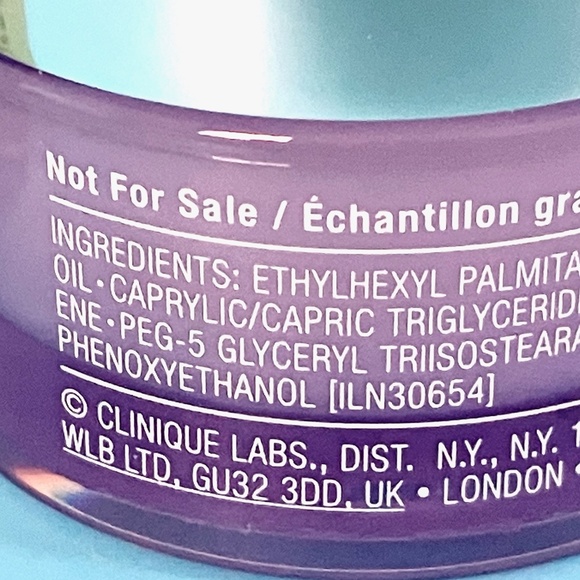 🛍️ FREE w/$30 - Clinique Take the Day Off Cleansing Balm Makeup Remover .5oz - Picture 10 of 13